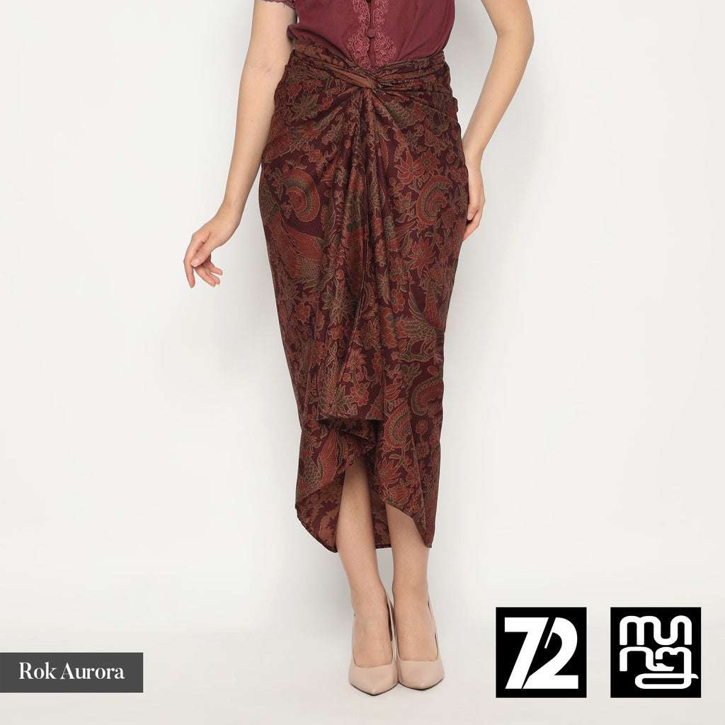 72 Batik - Peacock Motif Batik Wrap Skirt 724305