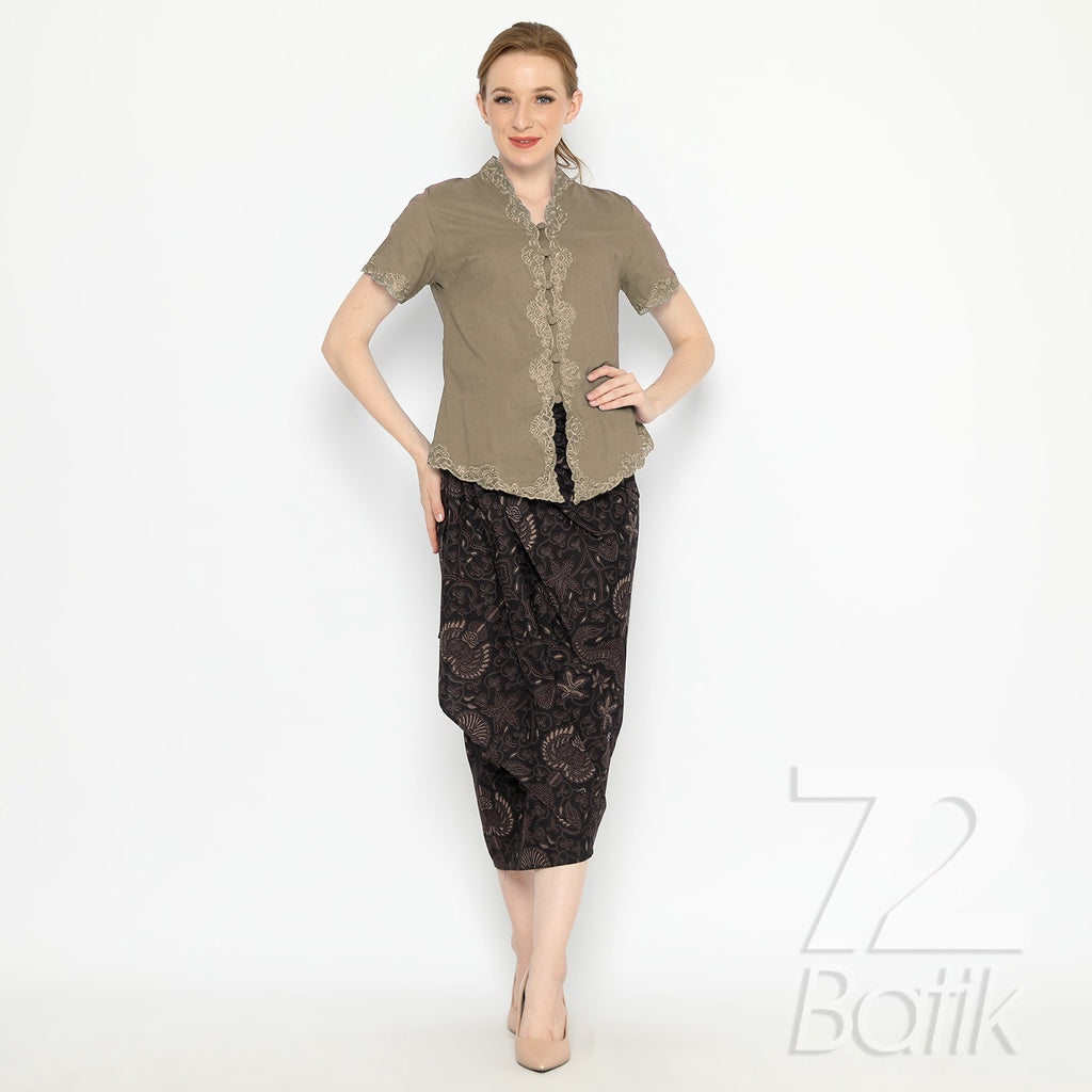 Slim Fit Batik Couple Set – Men’s Shirt & Women’s Skirt – Black & Brown Handmade