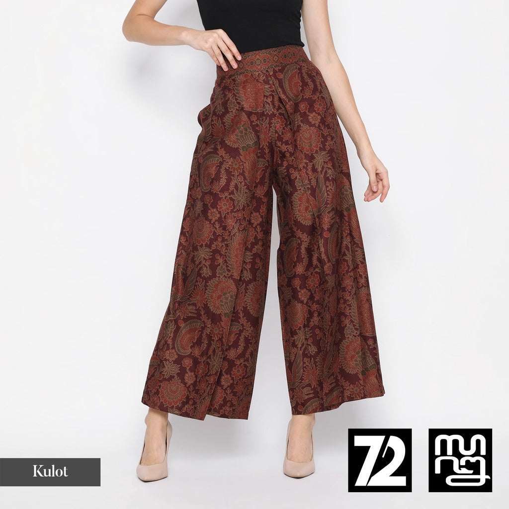 72 Batik - Peacock Motif Batik Wrap Skirt 724305