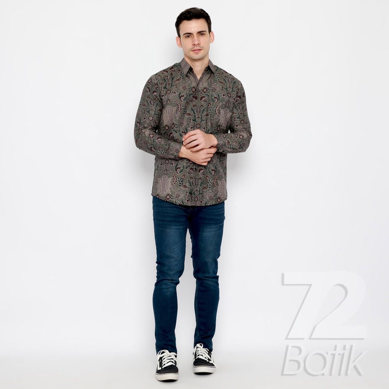 Men's Batik Shirt Long Sleeve Slimfit Premium Aceh Door Pattern [Made to Order] - 72 Batik